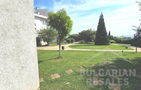 Първа линия! Апартамент в Свети Влас, район на яхтеното пристанище - Снимка 14