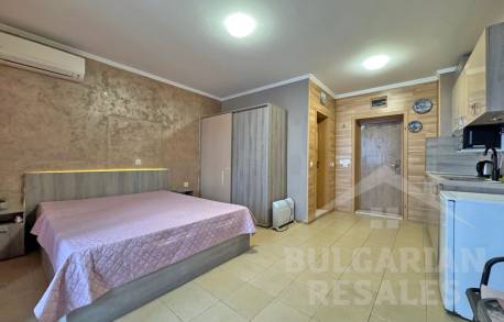 Купете готова студия за живот и почивка, комплекс „Diamond Bay“ - Снимка 7