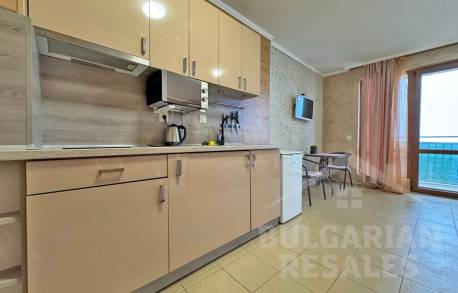 Купете готова студия за живот и почивка, комплекс „Diamond Bay“ - Снимка 2