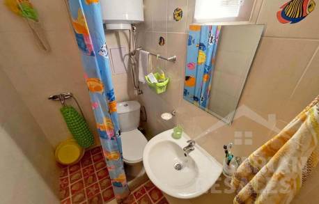 Studio on the parterre with a large terrace in a good location - Photo 9