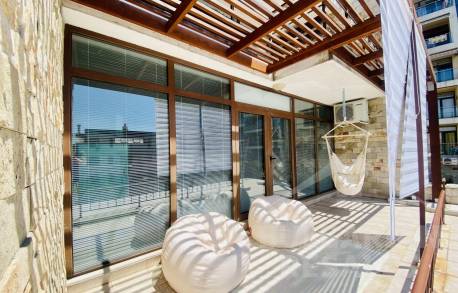 Priestranný byt priamo pri mori, nádherná štvrť! - Фото5