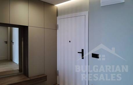Sea View! Exclusive, Luxuriously Renovated Apartment in Sveti Vlas - Photo 6