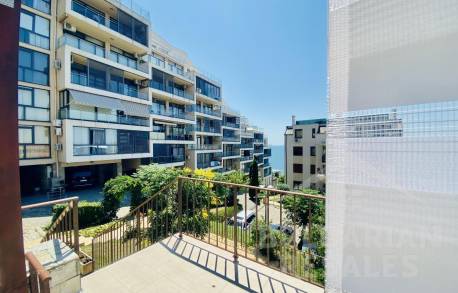 Priestranný byt priamo pri mori, nádherná štvrť! - Фото14