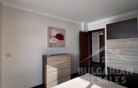 Frontline property in a modern luxury complex - Photo 10