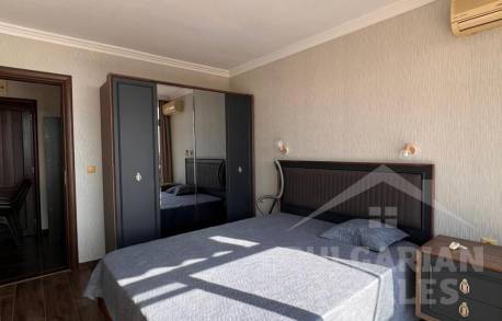 Exclusive! Renovated apartment with beautiful views - Photo 9