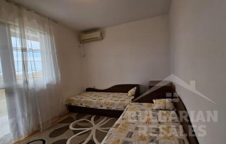 Doskonały dom z kominkiem i przestronnymi tarasami - Фото26