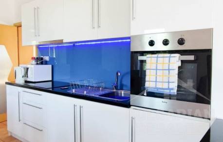 Просторен дом с 4 спални и гледка към морето! - Снимка 4