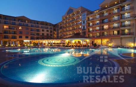 Pool View, Spacious Apartment in “Diamant Residence” - Photo 18