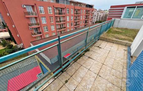 Przestronne studio z dużym tarasem - Фото7