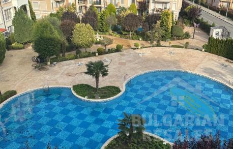 Изглед към морето, двустаен апартамент в комплекс „Elitonia Gardens 1“, Равда - Снимка 2