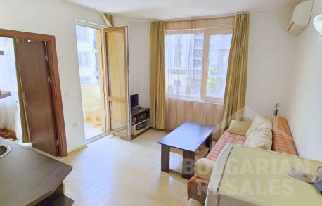 Compact flat in the centre of the resort, nice area! - Photo 4