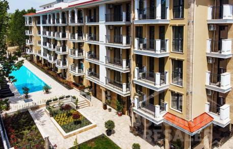 Luxusná nehnuteľnosť v pokojnej časti letoviska, komplex „Emilia Romana Park“ - Фото11