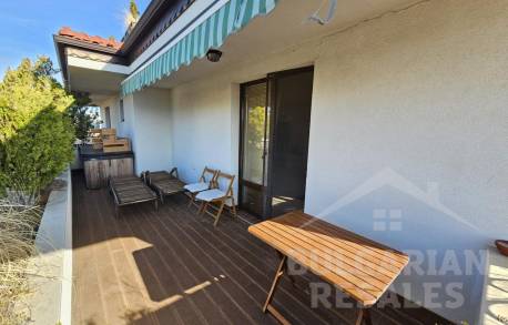 Просторен апартамент с модерно обзавеждане  - Снимка 18