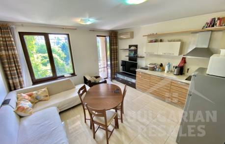 Апартамент в луксозен комплекс с красива територия в Несебър - Снимка 8