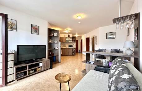 Comfortable apartment with sea view in “Etara 3” - Photo 10