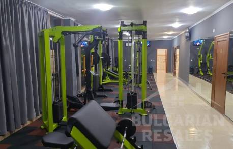 Fully furnished apartment in a complex with a wide range of amenities in Aheloy - Photo 12