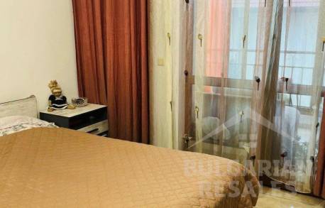 Fully furnished apartment in a complex with a wide range of amenities in Aheloy - Photo 8