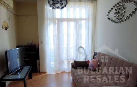 Beachfront! Move-in ready apartment in the “Garden of Eden” complex - Photo 12