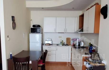 Beachfront! Move-in ready apartment in the “Garden of Eden” complex - Photo 13