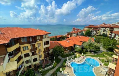 Apartament z 2 sypialniami w kompleksie „Garden of Eden”, Święty Włas - Фото24