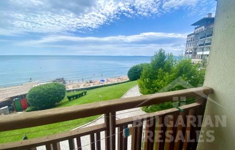 Studio with a magnificent sea view in a premium resort complex - Photo 1