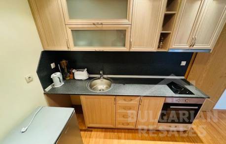 Апартамент в красив комплекс, първа линия! - Снимка 4