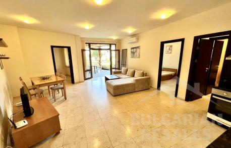 Апартамент с достъп до двора, чудесно разпределение! - Снимка 2