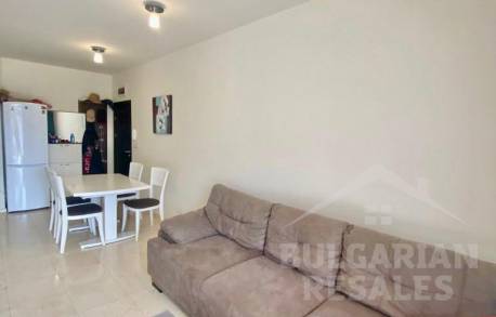 Просторен и светъл апартамент с красива гледка - Снимка 3