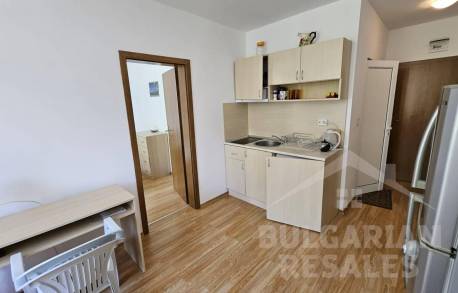 Dvojizbový byt s výhľadom na bazén, komplex „Gerber Residence“ - Фото4