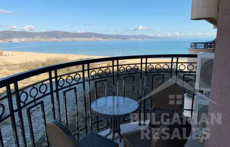 Exclusive! First line and magnificent view from the window! - Photo 1