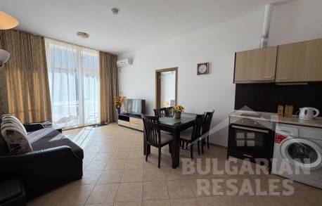Two-room apartment in the Grand Kamelia complex - Photo 7