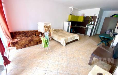 Recreation and income: studio in “Grand Kamelia” - Photo 2