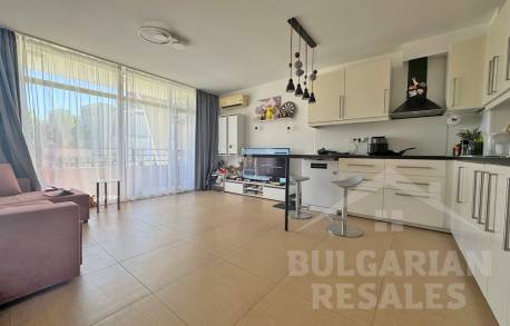 Апартамент с мебели и ремонт на 10 минути от плажа - Снимка 5