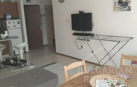 Апартамент с 2 спални и изглед към басейна - Снимка 4