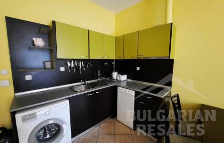 Spacious apartment with access to the pool in a great complex - Photo 8