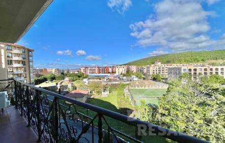 Apartment in a prestigious complex with its own beach - Photo 2