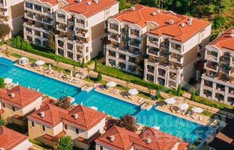 Green Life Beach Resort - Beach Residence - Снимка 4