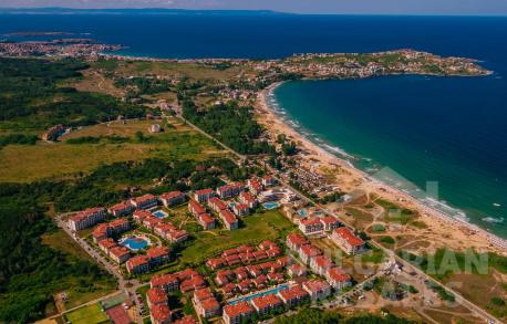 Green Life Beach Resort - Beach Residence - Снимка 2