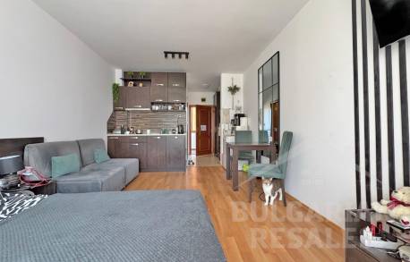 Гледка към басейна! Студио в комплекс с басейн - Снимка 4