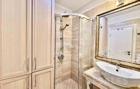 Dvojúrovňový apartmán v elitnom komplexe „Harmony Suites 10“ - Фото16