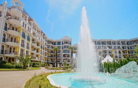 Апартамент в „Harmony Monte Carlo“ за ценителите на лукса и комфорта - Снимка 1