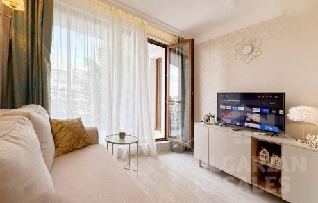 Апартамент в „Harmony Monte Carlo“ за ценителите на лукса и комфорта - Снимка 9