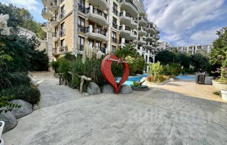 Buy an apartment in a complex with luxury infrastructure - Photo 14