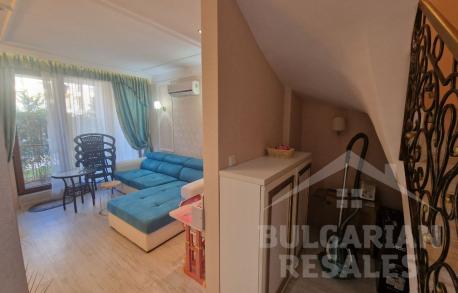 Luksusowy dwupoziomowy apartament z widokiem na basen - Фото7