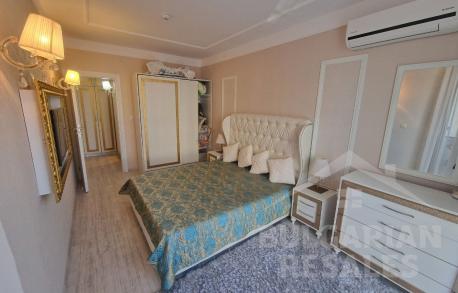 Luksusowy dwupoziomowy apartament z widokiem na basen - Фото15