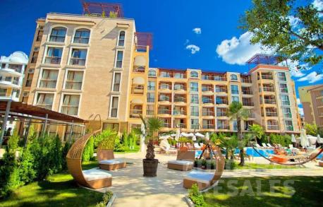 Výhľad na bazén! Pohodlný byt v „Harmony Suites 1“ - Фото2