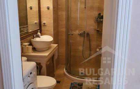 Kompaktný dvojizbový byt v modernom projekte - Фото11