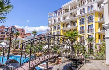 Luxusná možnosť v komplexe s krytým bazénom a saunou - Фото3