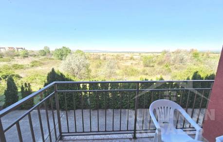 Апартамент в комплекс с красива територия и аквапарк - Снимка 18