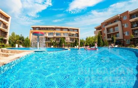 Успешна инвестиция! Уютно студио в „Holiday Fort Golf Club“ - Снимка 1